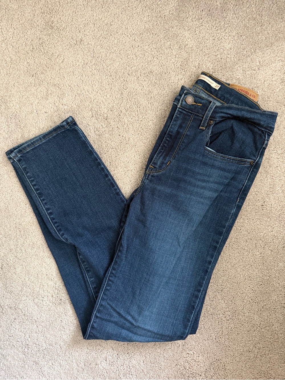 Levi's Women's Straight Leg Jeans in Dark Blue Denim